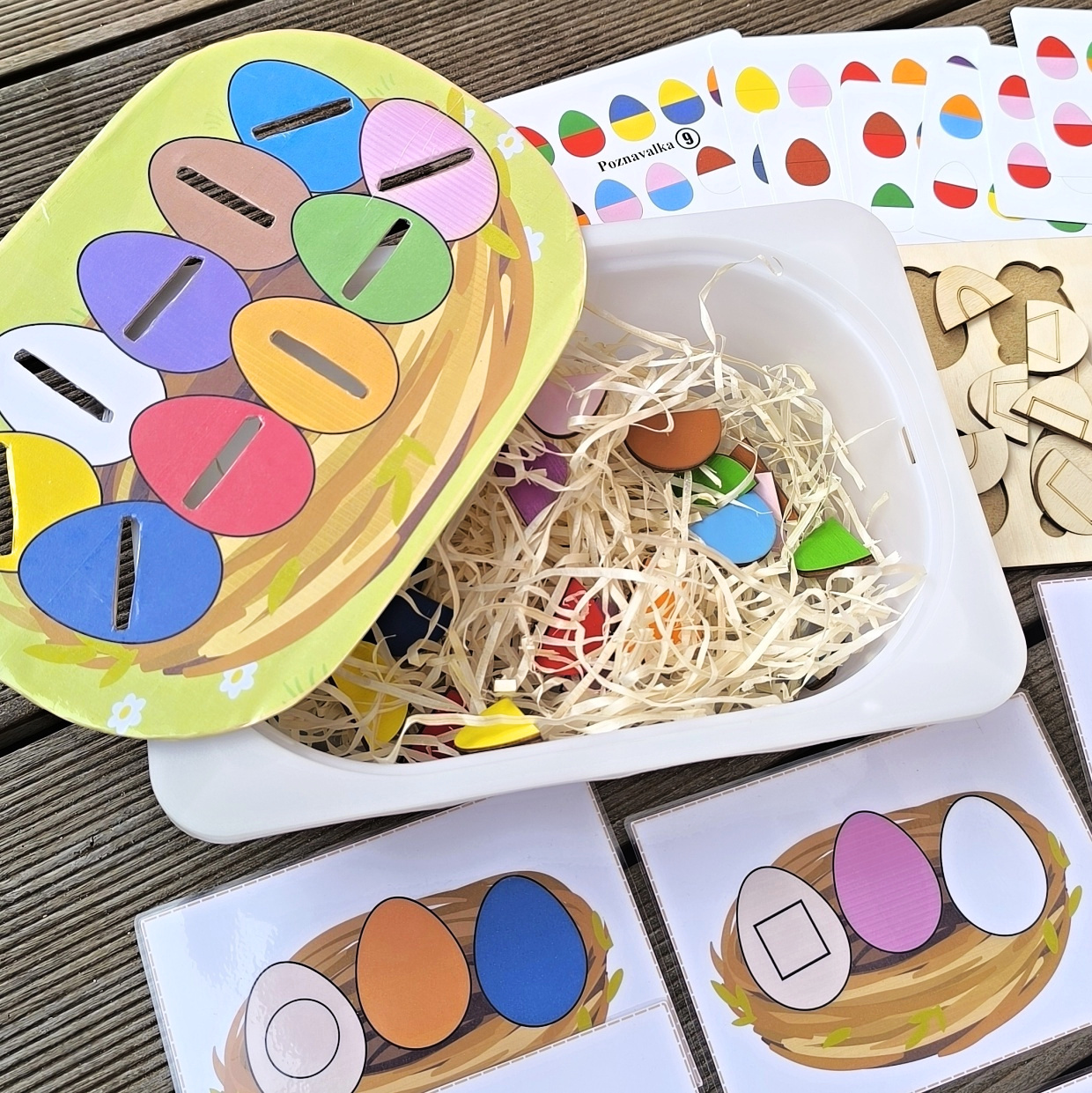 Aktivity velikonoce sensory vajíčka Trofast box malý-000